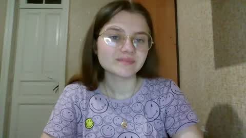 little_shygirl_ online show from 03-10-25, 01:56