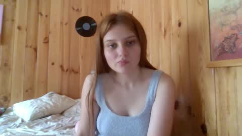 little_shygirl_ online show from 09-12-25, 12:16