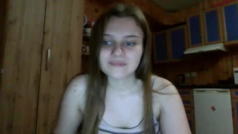 little_shygirl_ online show from 10-12-25, 05:01