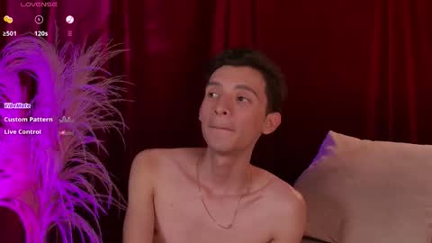 Snapshot of little_twiink chatting on 02-05-26, 11:53 Juan Ferrer online show from 02-05-26, 11:53