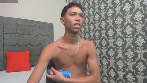 Snapshot of little_twink19x chatting on 03-13-26, 08:04 JESSAR online show from 03-13-26, 08:04