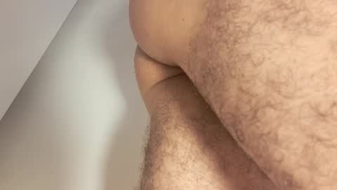 Snapshot of little_universe chatting on 02-20-25, 06:24 Rick online show from 02-20-25, 06:24