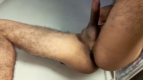 Snapshot of little_universe chatting on 10-04-25, 05:11 Rick online show from 10-04-25, 05:11