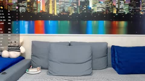 Kwan online show from 12-20-24, 09:21