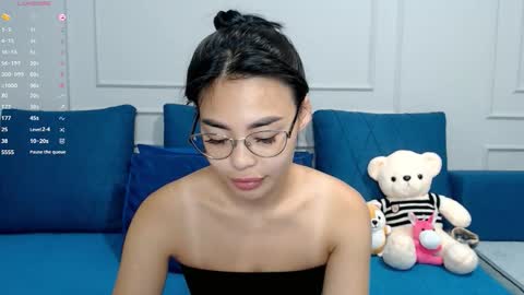 Kwan online show from 09-29-25, 04:45