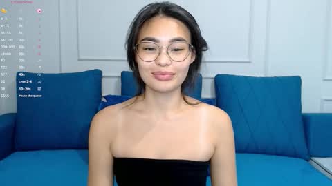 Kwan online show from 10-10-25, 08:13