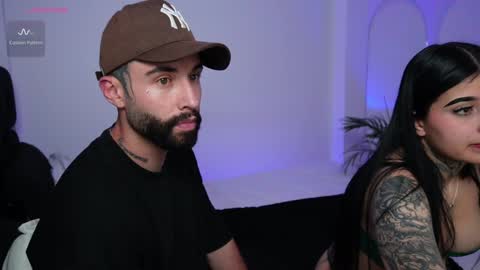 Snapshot of little_vannesaa chatting on 12-24-24, 02:21 little_vannesaa online show from 12-24-24, 02:21