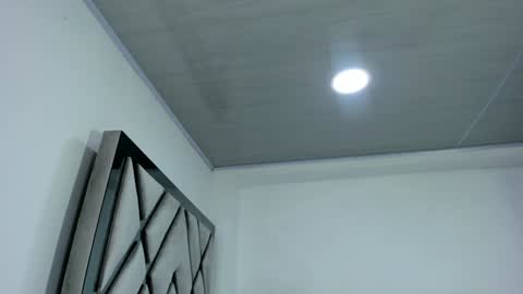 Snapshot of littleabbie chatting on 12-05-24, 03:37 Abbie online show from 12-05-24, 03:37