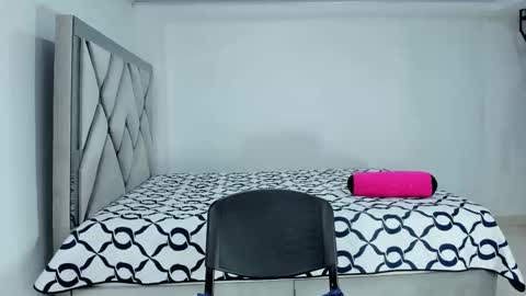 Snapshot of littleabbie chatting on 02-12-25, 03:40 Abbie online show from 02-12-25, 03:40