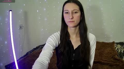 LittleAhWitch online show from 03-05-25, 01:39
