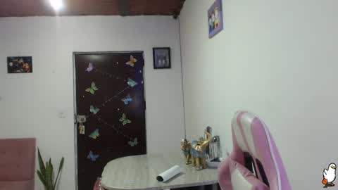 Daniela online show from 02-05-25, 01:15