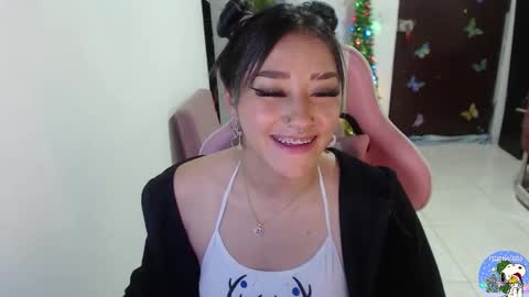 Daniela online show from 12-22-25, 10:51