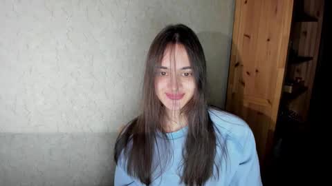 Snapshot of littleashleyy chatting on 11-22-25, 10:53 littleashleyy online show from 11-22-25, 10:53