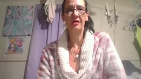 Snapshot of littlebigsquirt7945 chatting on 10-30-25, 03:52 Sady Jayne online show from 10-30-25, 03:52