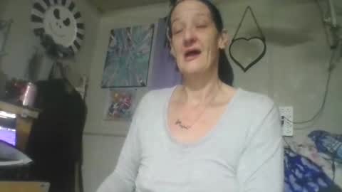 Snapshot of littlebigsquirt7945 chatting on 11-24-25, 01:38 Sady Jayne online show from 11-24-25, 01:38