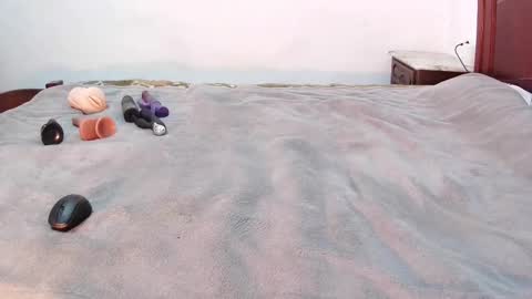 Snapshot of littleboy966 chatting on 02-12-25, 01:16 littleboy online show from 02-12-25, 01:16