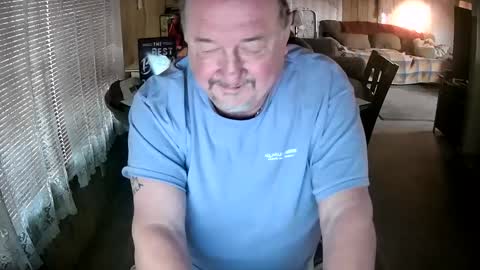 Littled83057 online show from 01-11-25, 12:12