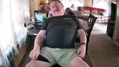 Littled83057 online show from 01-24-25, 08:00