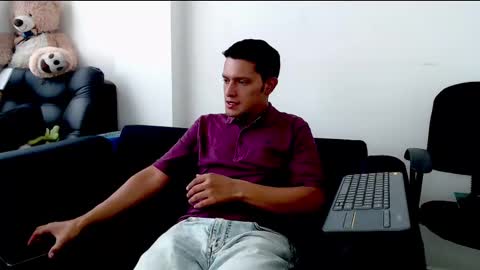 Manu online show from 03-10-25, 09:18