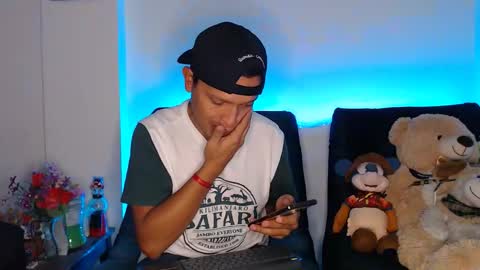 Manu online show from 02-09-26, 02:48