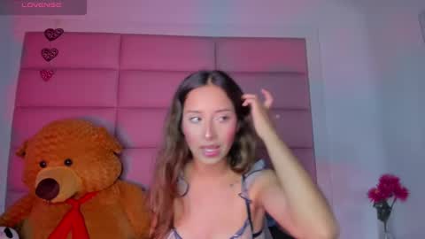 littlee_emma_ online show from 01-08-25, 03:19