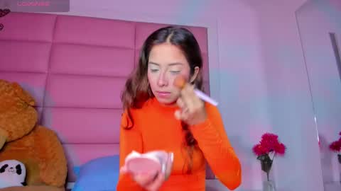 littlee_emma_ online show from 01-12-25, 03:17