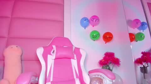 littlee_emma_ online show from 02-09-25, 06:33