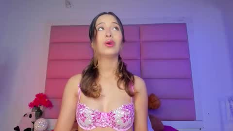 littlee_emma_ online show from 01-10-26, 03:30