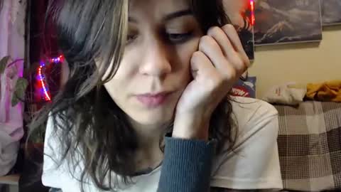 littlehappines online show from 02-10-25, 08:31