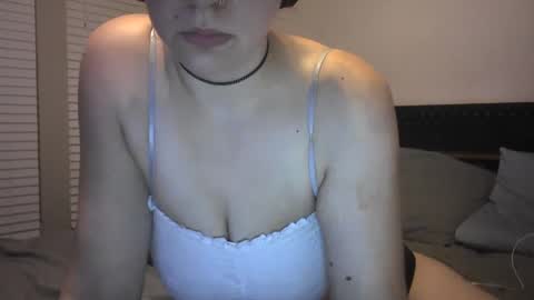 Snapshot of littlejessielov chatting on 12-16-24, 07:26 Jessie online show from 12-16-24, 07:26