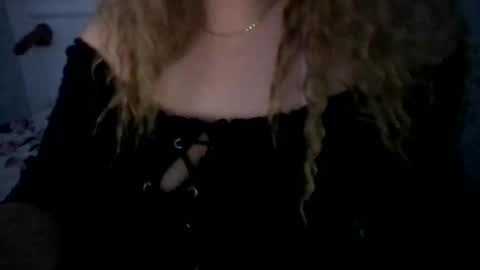 Snapshot of littlekitty4ddy chatting on 03-26-26, 02:17 babygirll online show from 03-26-26, 02:17