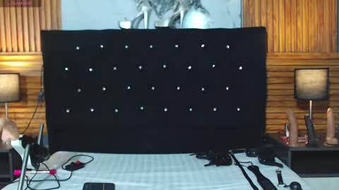 Snapshot of littlekloe_ chatting on 09-11-25, 08:20 Litllekloe online show from 09-11-25, 08:20