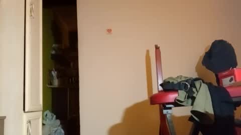 Snapshot of littlelargedick chatting on 09-25-25, 10:13 littlelargedick online show from 09-25-25, 10:13