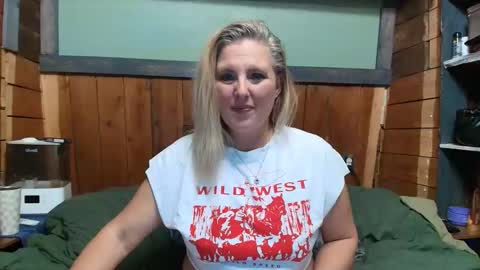 lisanixs online show from 04-29-26, 01:43