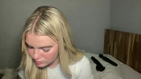 Snapshot of littlemaryjane19 chatting on 03-29-26, 08:14 Marciabrady online show from 03-29-26, 08:14