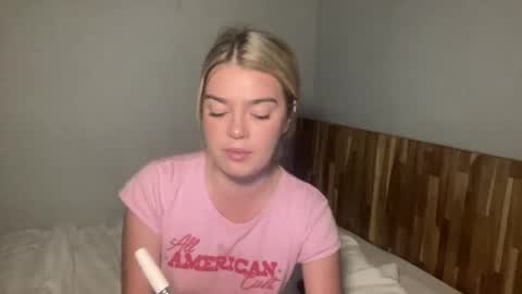 Snapshot of littlemaryjane19 chatting on 04-08-26, 07:52 Marciabrady online show from 04-08-26, 07:52