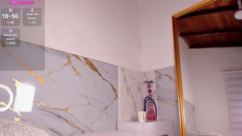 Snapshot of littlemichiko chatting on 12-12-24, 10:52 littlemichiko online show from 12-12-24, 10:52