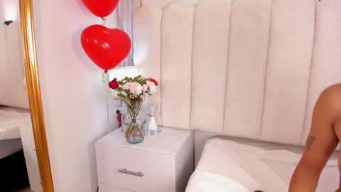 Snapshot of littlemichiko chatting on 02-15-25, 01:53 littlemichiko online show from 02-15-25, 01:53