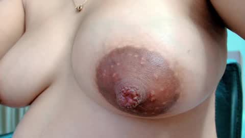 Snapshot of littlemolly_pregnant chatting on 03-04-25, 06:15 Sarahs Room online show from 03-04-25, 06:15