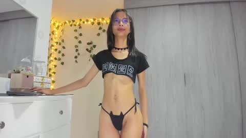 Luna online show from 02-10-25, 09:58