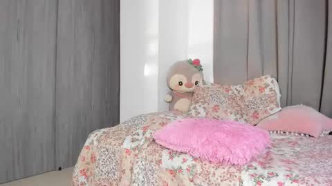 Luna online show from 02-20-25, 10:26