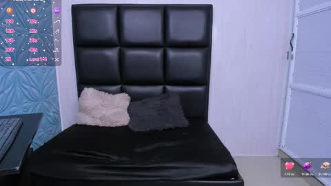 Snapshot of littleparker chatting on 02-21-25, 03:32 PARKER online show from 02-21-25, 03:32