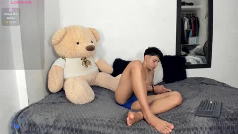 Snapshot of littleparker chatting on 10-28-25, 12:30 PARKER online show from 10-28-25, 12:30