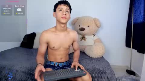 Snapshot of littleparker chatting on 12-14-25, 12:43 PARKER online show from 12-14-25, 12:43