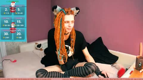 Snapshot of littlepinkcat chatting on 12-15-24, 11:20 Felix online show from 12-15-24, 11:20