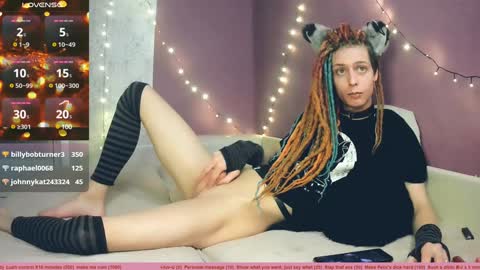 Snapshot of littlepinkcat chatting on 12-27-24, 01:07 Felix online show from 12-27-24, 01:07