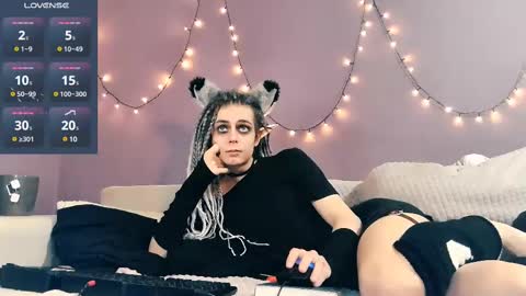 Snapshot of littlepinkcat chatting on 02-23-25, 07:07 Felix online show from 02-23-25, 07:07