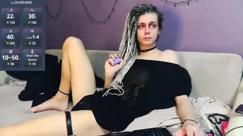 Snapshot of littlepinkcat chatting on 03-12-25, 04:56 Felix online show from 03-12-25, 04:56