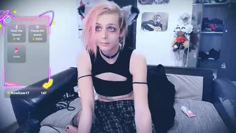 Snapshot of littlepinkcat chatting on 09-26-25, 10:36 Felix online show from 09-26-25, 10:36