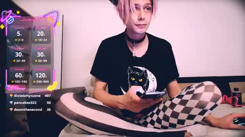 Snapshot of littlepinkcat chatting on 05-31-26, 01:03 Felix online show from 05-31-26, 01:03